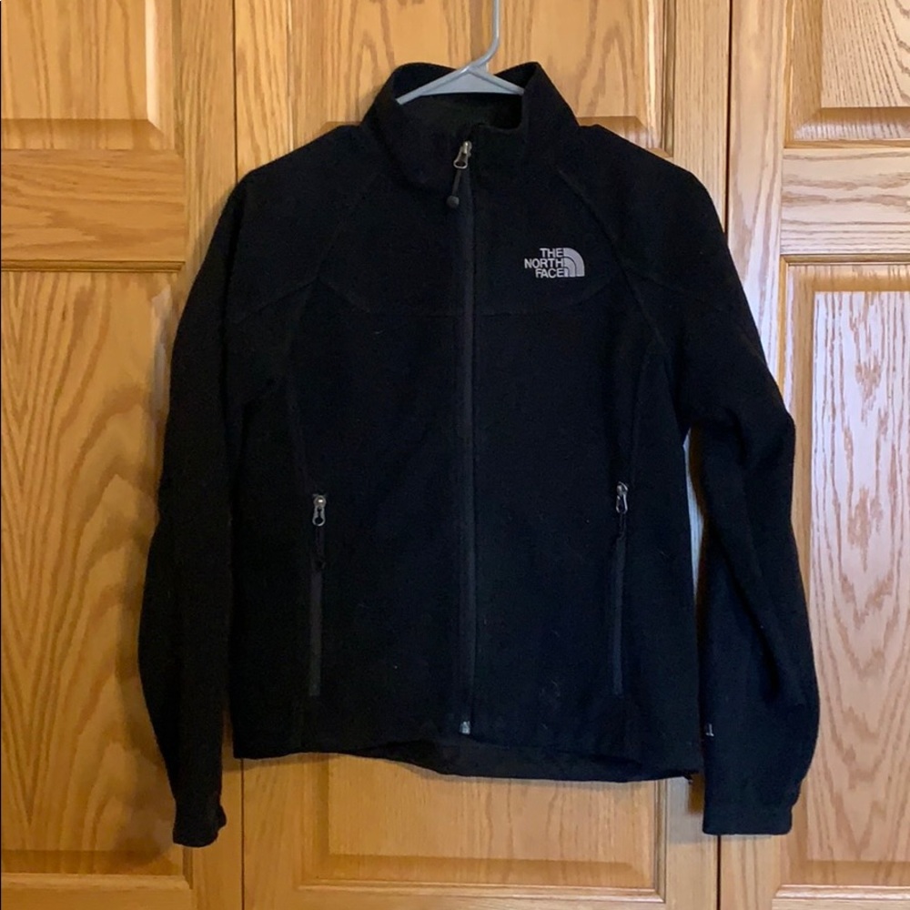 Black North Face fleece jacket size small